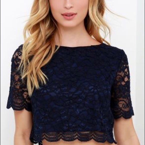 V I C T O R I A S S E C R E T : Lace Crop Top - Picture 8 of 8